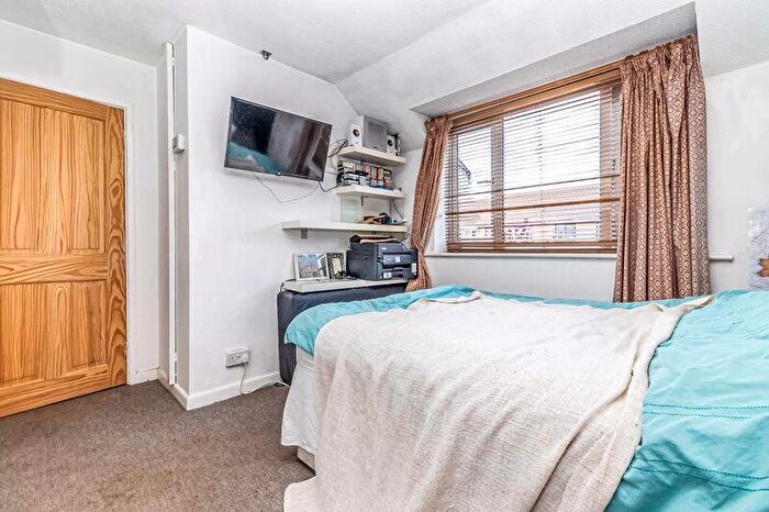 1 Bedroom End Of Terrace House For Sale In Melrose Close, Southsea, PO4