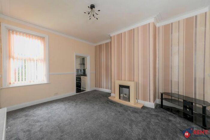 2 Bedroom Flat To Rent In Coleridge Avenue, South Shields, NE33