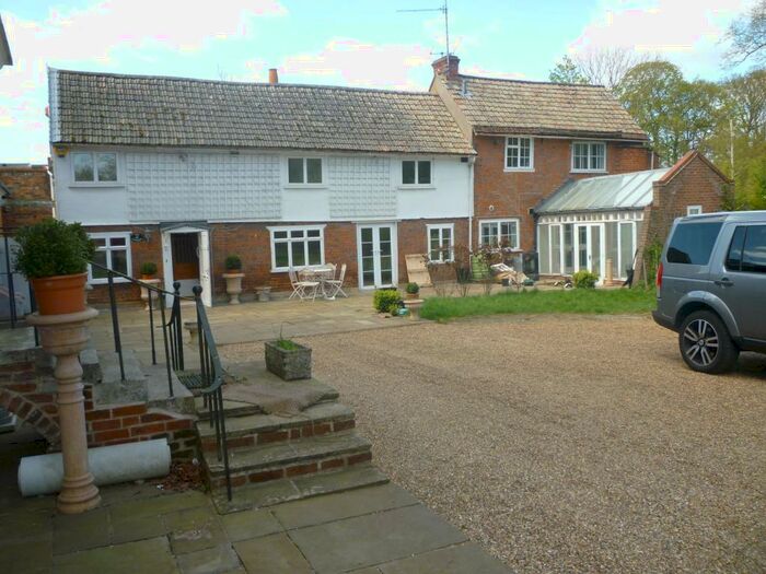 4 Bedroom House To Rent In High Street, Stanstead Abbotts, Ware, SG12