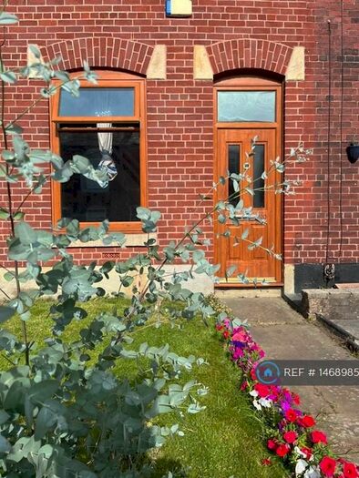2 Bedroom Terraced House To Rent In Horne Street, Bury, BL9