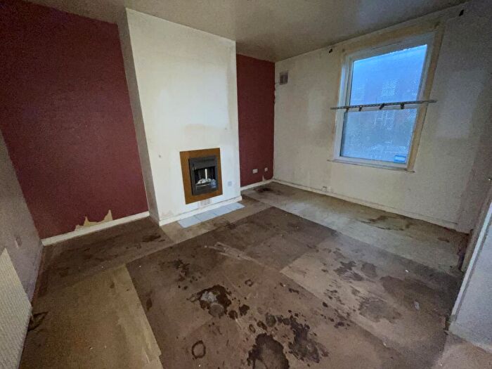 1 Bedroom Terraced House For Sale In Arthington Grove, Hunslet, Leeds, West Yorkshire, LS10