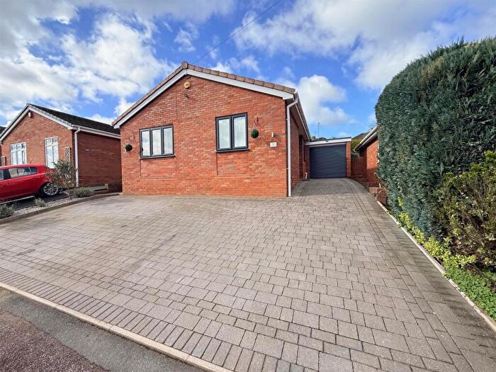 3 Bedroom Detached Bungalow For Sale In Laburnum Close, Kinver, Stourbridge, DY7