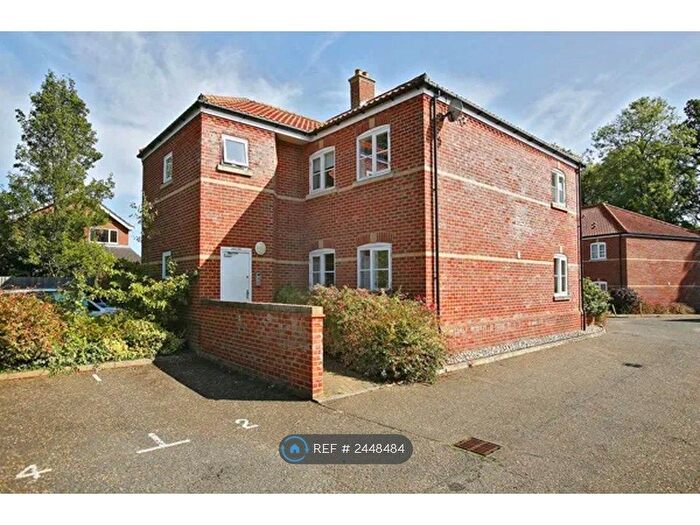 2 Bedroom Flat To Rent In Walnut Court, Hethersett, Norwich, NR9