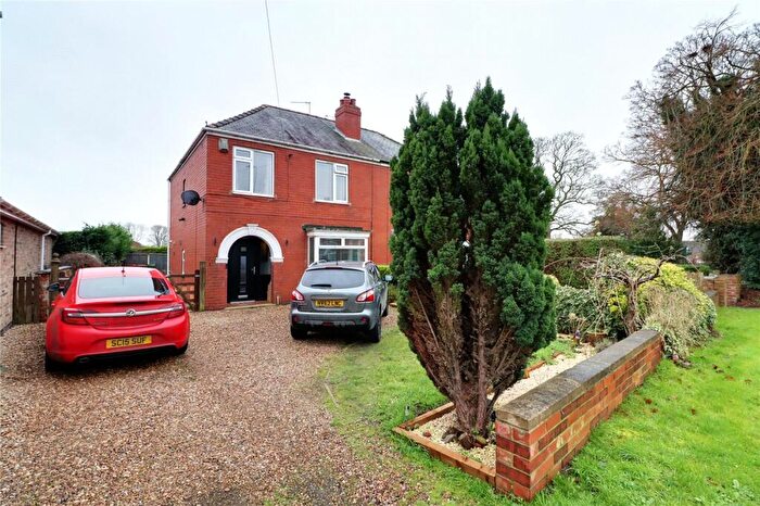 3 Bedroom Semi-Detached House For Sale In Low Street, Haxey, Doncaster, Lincolnshire, DN9