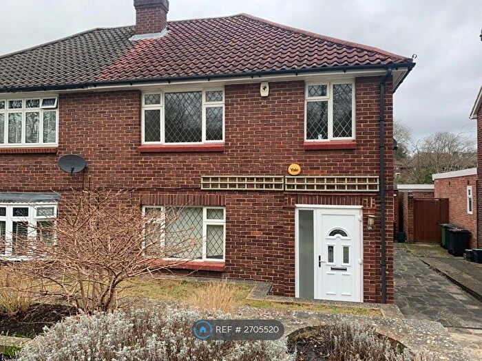3 Bedroom Semi Detached House To Rent In Warren Road, Orpington, Kent, BR6
