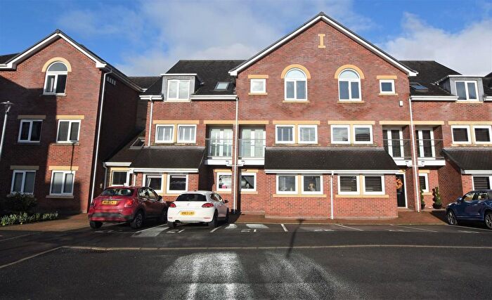 2 Bedroom Flat To Rent In Dickens Court, Old Langho, BB6
