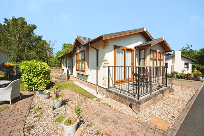 2 Bedroom Detached House For Sale In Radwell Court, Felmersham Road, Bedford, Bedfordshire, MK43