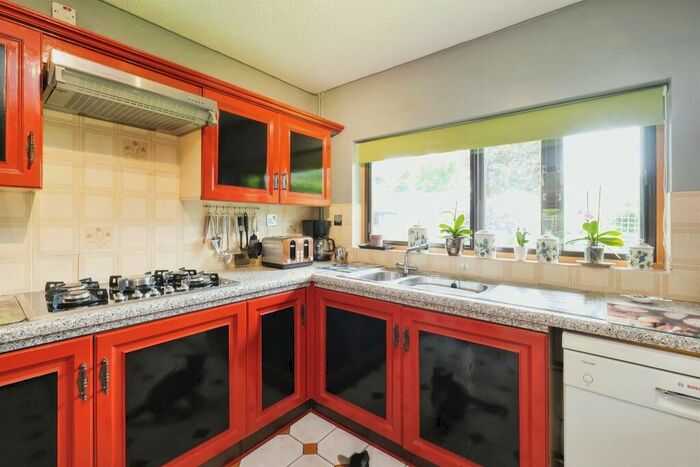 4 Bedroom Detached House For Sale In Parc Pentre, Mitchel Troy, Monmouth, NP25