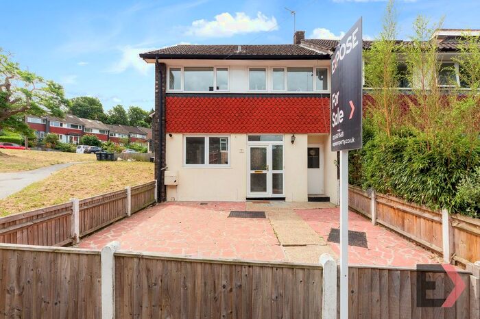 3 Bedroom End Of Terrace House To Rent In College Green, London, SE19