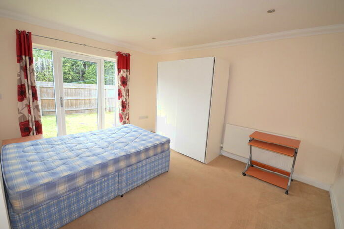 4 Bedroom Detached House To Rent In Ensbury Gardens, Ensbury Park, Bournemouth, BH10