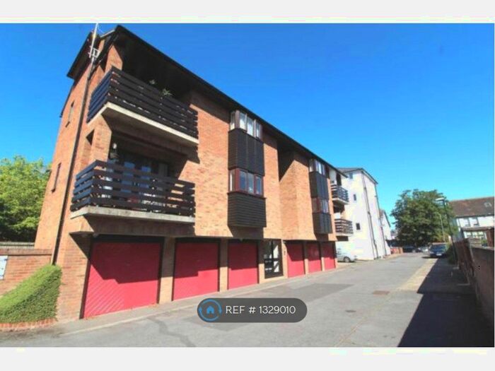 1 Bedroom Flat To Rent In Parkview, Maidenhead, SL6