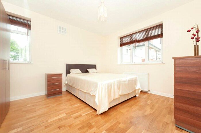 2 Bedroom Apartment To Rent In Wilton Road, Muswell Hill, London, N10
