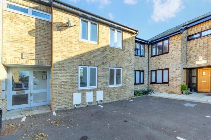 1 Bedroom Flat To Rent In Archer Mews, Hampton Hill, Hampton TW12