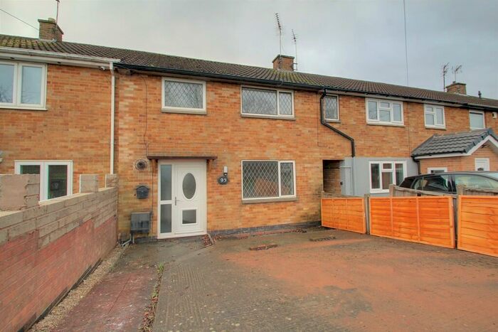3 Bedroom Town House To Rent In Keyham Lane West, Leicester, LE5