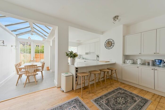 4 Bedroom Property To Rent In Heythorp Street, London, SW18