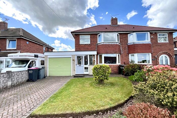 3 Bedroom Semi Detached House For Sale In Aughton Lane, Aston, Sheffield, S26