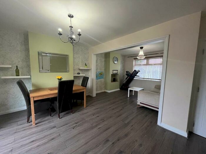 3 Bedroom House To Rent In Crossways Road, Bristol, BS4