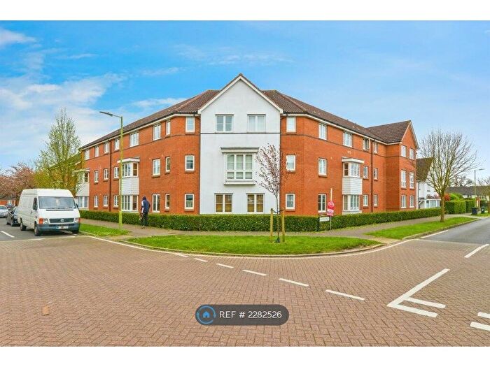 2 Bedroom Flat To Rent In Layton Street, Welwyn Garden City, AL7