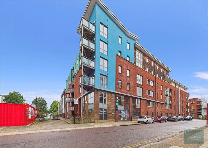 2 Bedroom Flat To Rent In Crown Amp; Anchor House, Bristol, BS2