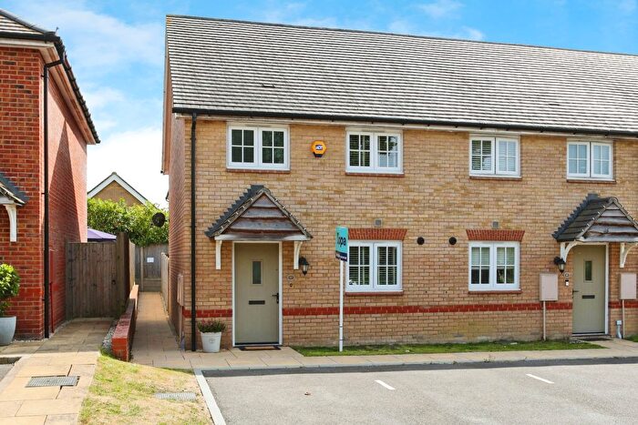 2 Bedroom End Terrace House For Sale In Phoenix Road, Tonbridge, TN12