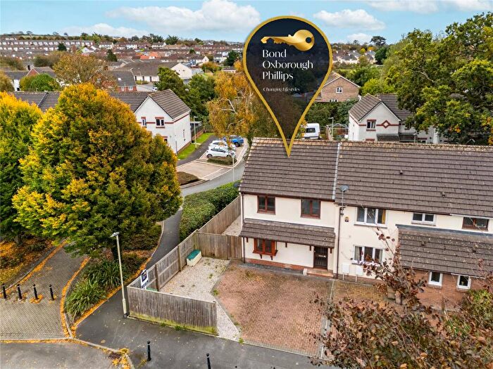 3 Bedroom End Of Terrace House For Sale In Greenmeadow Drive, Barnstaple, Devon, EX31