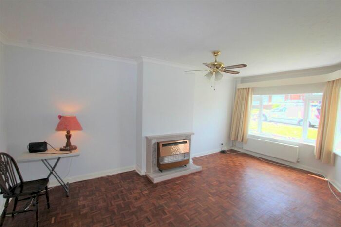 2 Bedroom Bungalow To Rent In Peel Drive, Sittingbourne, ME10