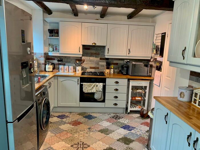 3 Bedroom End Of Terrace House For Sale In Connaught Drive, Kirk