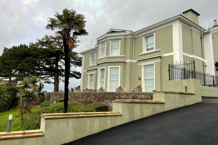 2 Bedroom Property To Rent In St. Lukes Road South, Torquay, TQ2