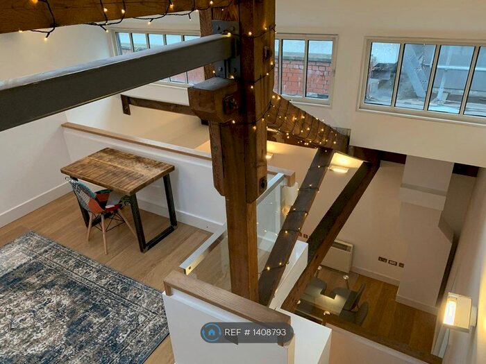 1 Bedroom Flat To Rent In Sir Thomas Street, Liverpool, L1