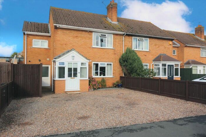 3 Bedroom Terraced House For Sale In Ridsdale Close, Salford Priors, Evesham, WR11