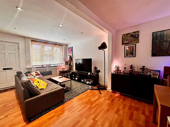 2 Bedroom House To Rent In Clewer Fields, Windsor, SL4