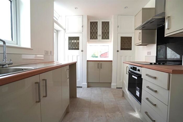 3 Bedroom Semi-Detached House To Rent In Huntingdon Road, Southend-On-Sea, SS1