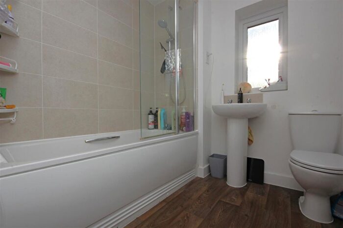 2 Bedroom Semi-Detached House For Sale In Pochard Street, Rushden, NN10