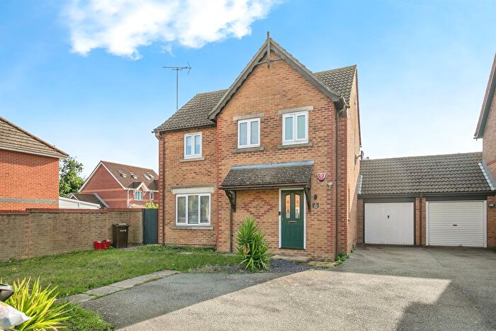 3 Bedroom Detached House For Sale In Tokely Road, Frating, Colchester, CO7