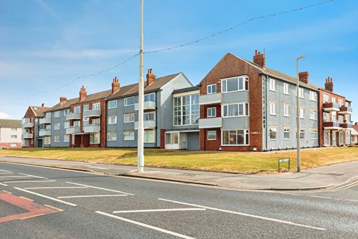 2 Bedroom Flat For Sale In Queens Promenade, Bispham, Blackpool, Lancashire, FY2