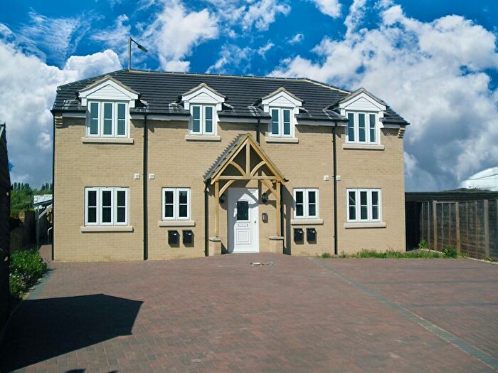 1 Bedroom Flat To Rent In London Road, Sandy, SG19