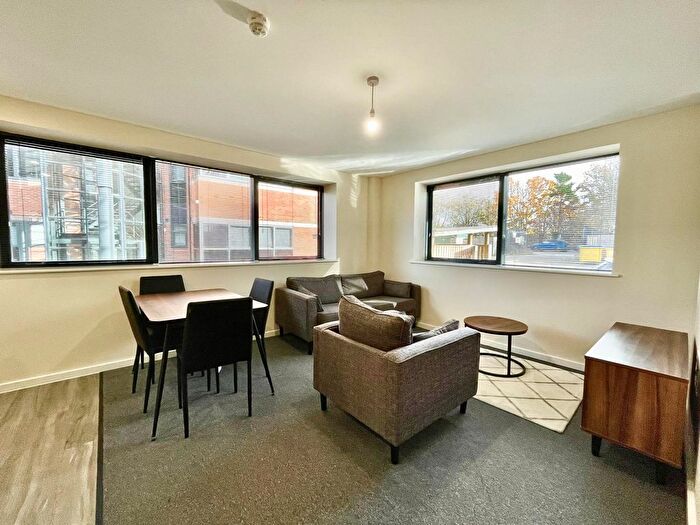 2 Bedroom Flat To Rent In Albion Place, Windsor Street, M5