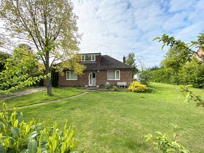 3 Bedroom Detached Bungalow For Sale In Red Roofs, Waltons Lane, North Muskham, Newark, Nottinghamshire, NG23