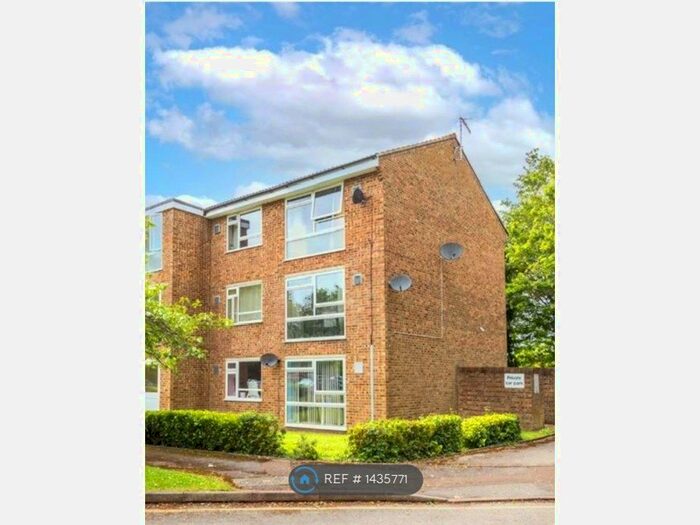 1 Bedroom Flat To Rent In Aurum Close, Horley, RH6