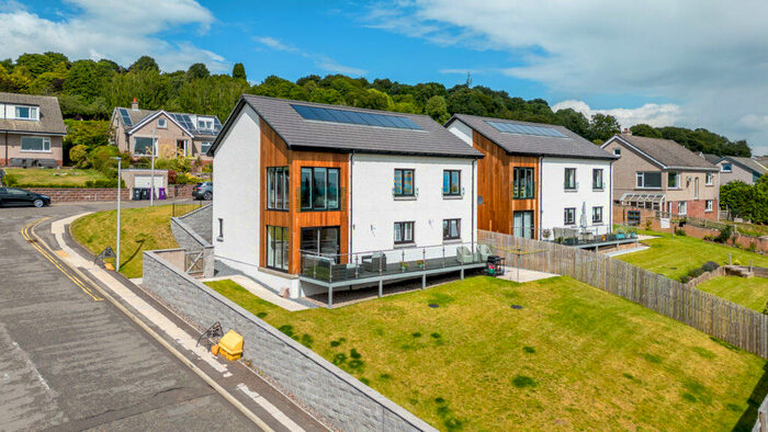 4 Bedroom Detached House For Sale In Strathmore Avenue, DD8