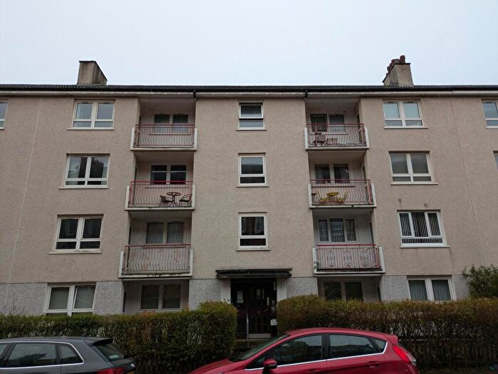 2 Bedroom Flat To Rent In Ingleby Drive, Dennistoun, Glasgow, G31