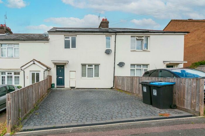3 Bedroom Terraced House To Rent In Seaton Road, Hemel Hempstead, Hertfordshire, HP3