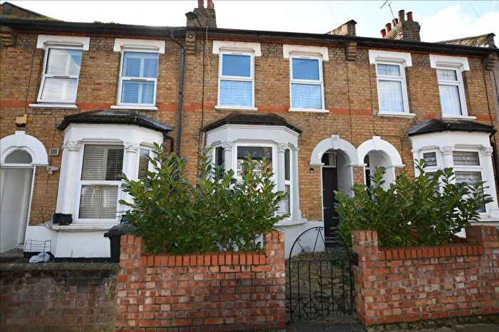 2 Bedroom House For Sale In Huxley Road, London, N18