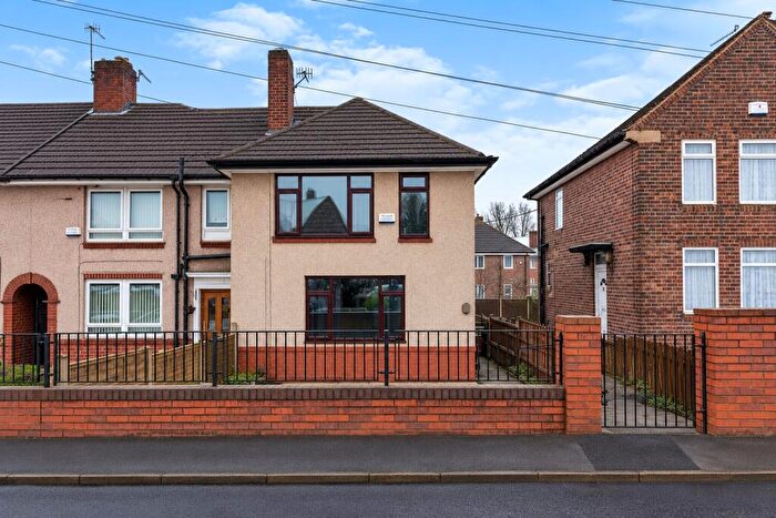 3 Bedroom End Of Terrace House To Rent In Southey Green Road, Sheffield, South Yorkshire, S5