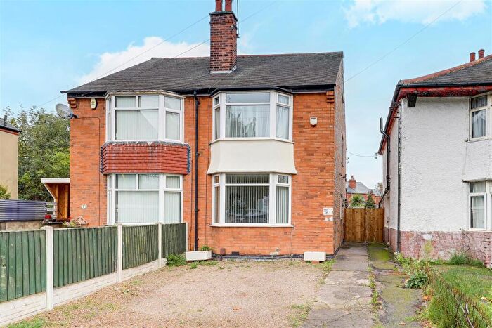 3 Bedroom Semi Detached House For Sale In Vernon Road, Basford, Nottinghamshire, NG6