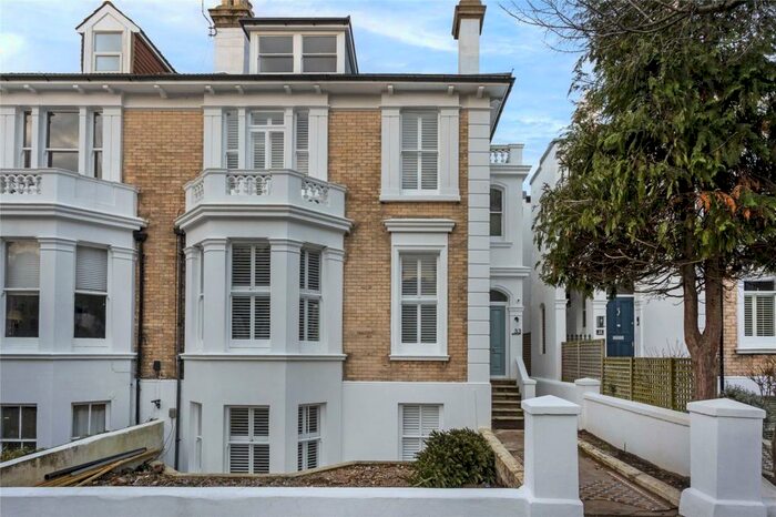 2 Bedroom Apartment To Rent In Denmark Villas, Hove, East Sussex, BN3