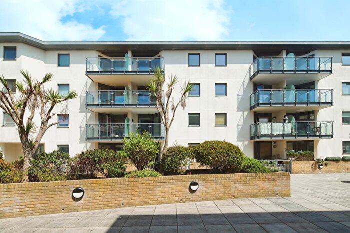 1 Bedroom Flat For Sale In West Street, Brighton, BN1