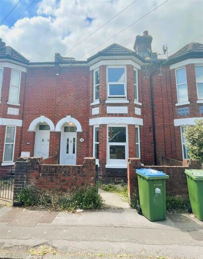 3 Bedroom Terraced House To Rent In Richmond Road, Southampton, SO15