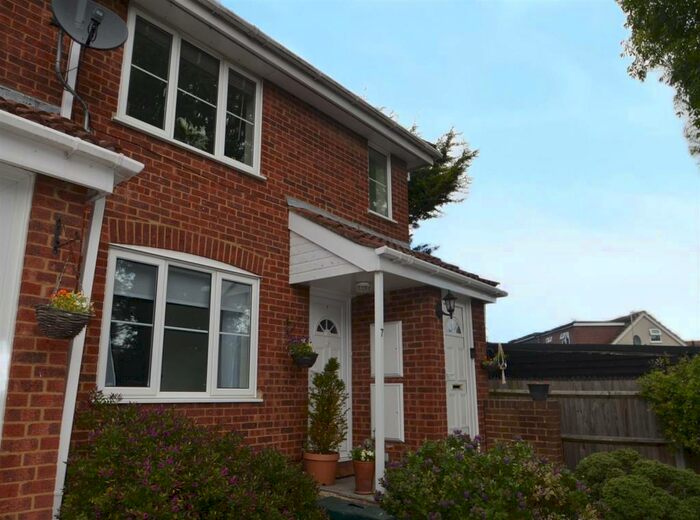 1 Bedroom Maisonette To Rent In St. Gregory Close, Ruislip, HA4