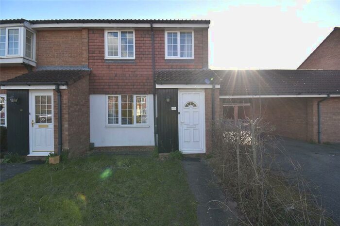 3 Bedroom Semi-Detached House To Rent In Tamarin Gardens, Cambridge, CB1